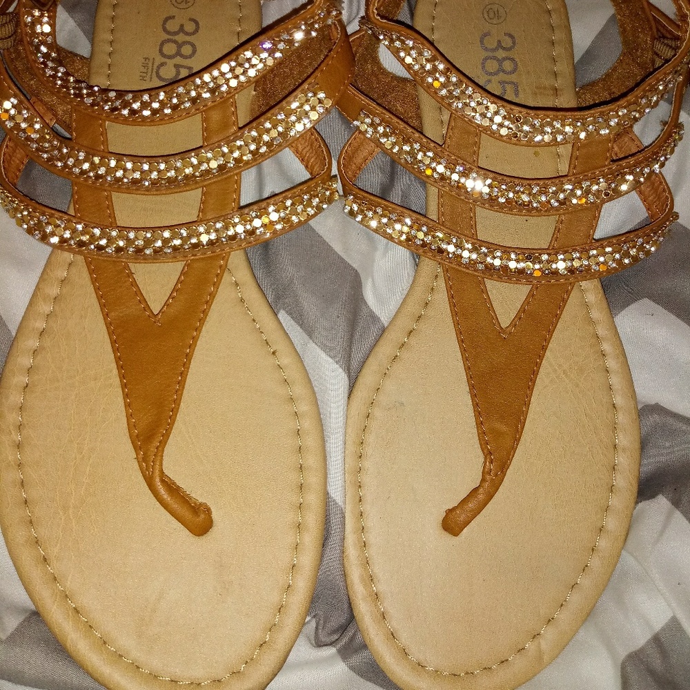 385 fifth Sandals